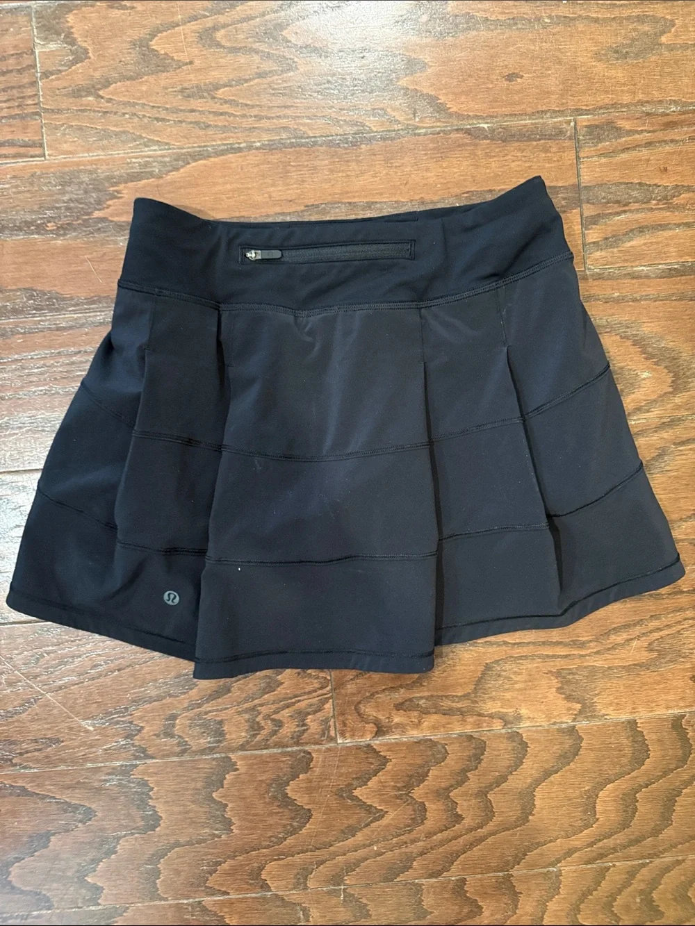 Lululemon Pace Rival skirt, size 4